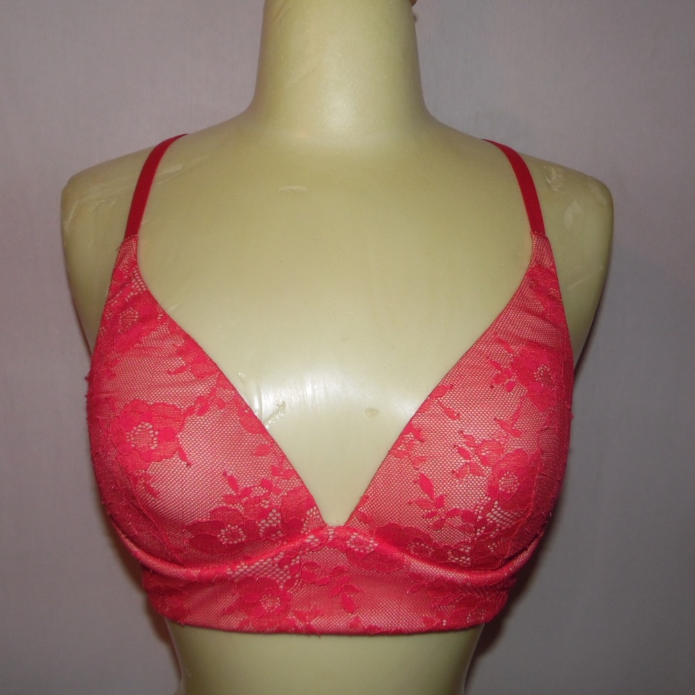 "Body by Victoria" Victoria's Secret Bra